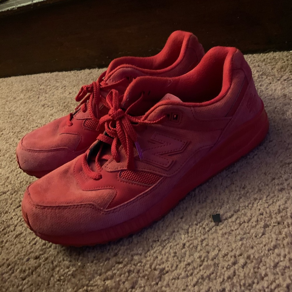 New balance men’s sneakers